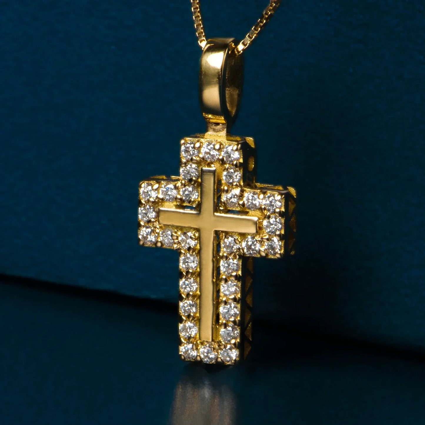 KRUIS KETTING - DIAMANTEN EN GOUD
