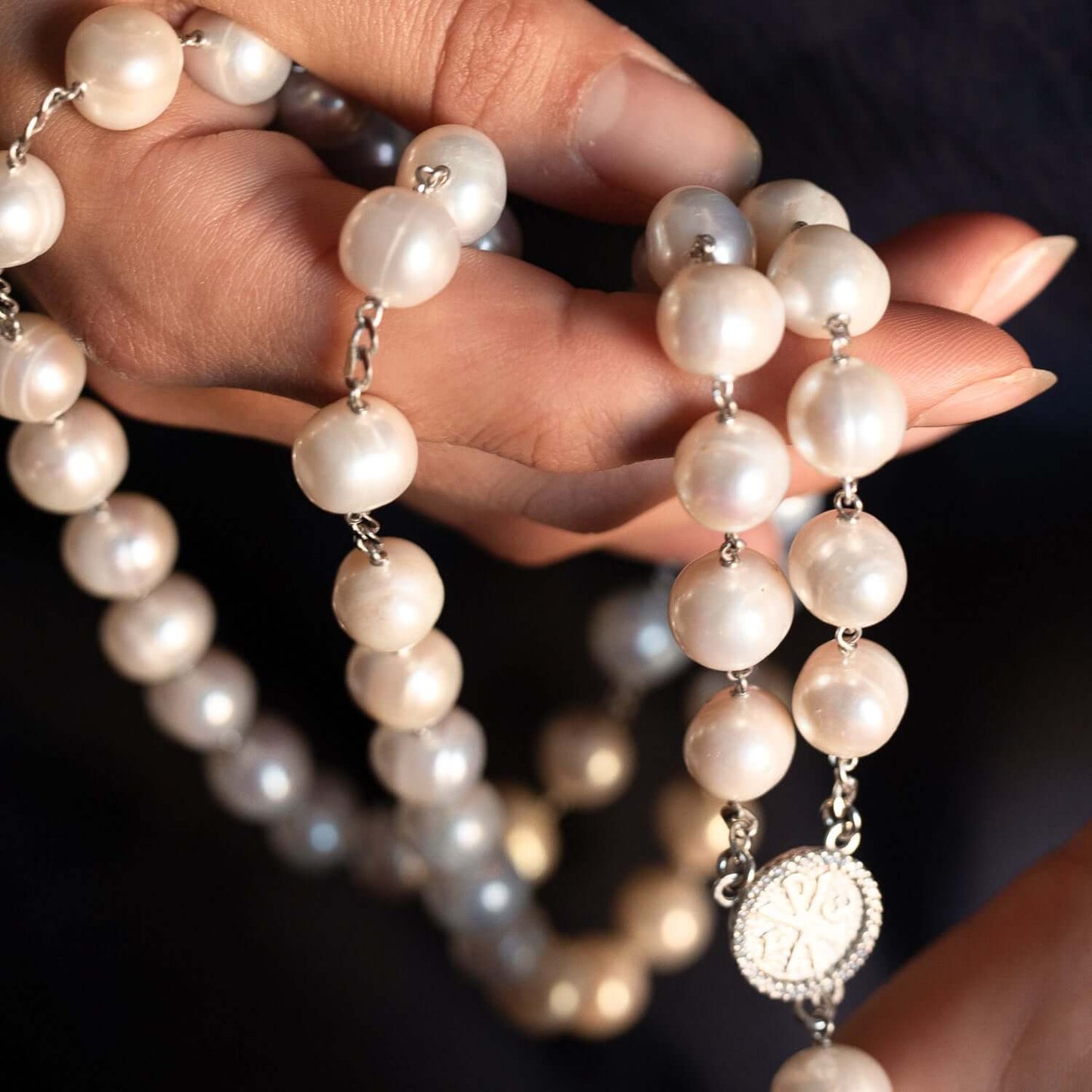 LARGE PEARL KRALEN ROZENKRANS - ZILVER