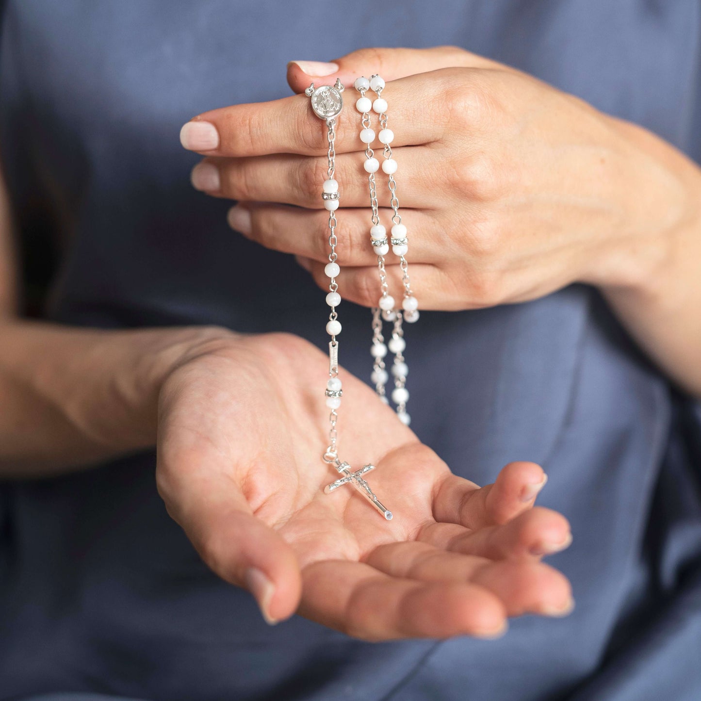 MOTHER OF PEARL AND SWAROVSKI ROSARY - SILVER