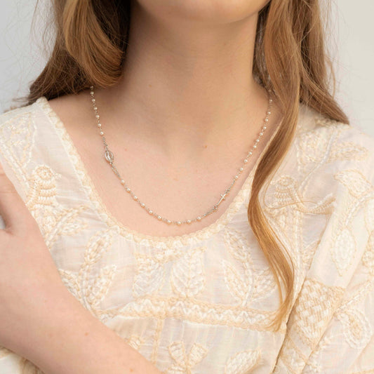 MIRACULOUS EN KRUIS - PEARL KETTING - WITGOUD