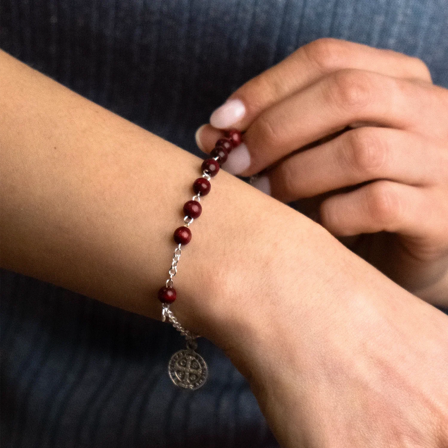 ST BENEDICT - WOOD ROZENKRANS ARMBAND - METAAL