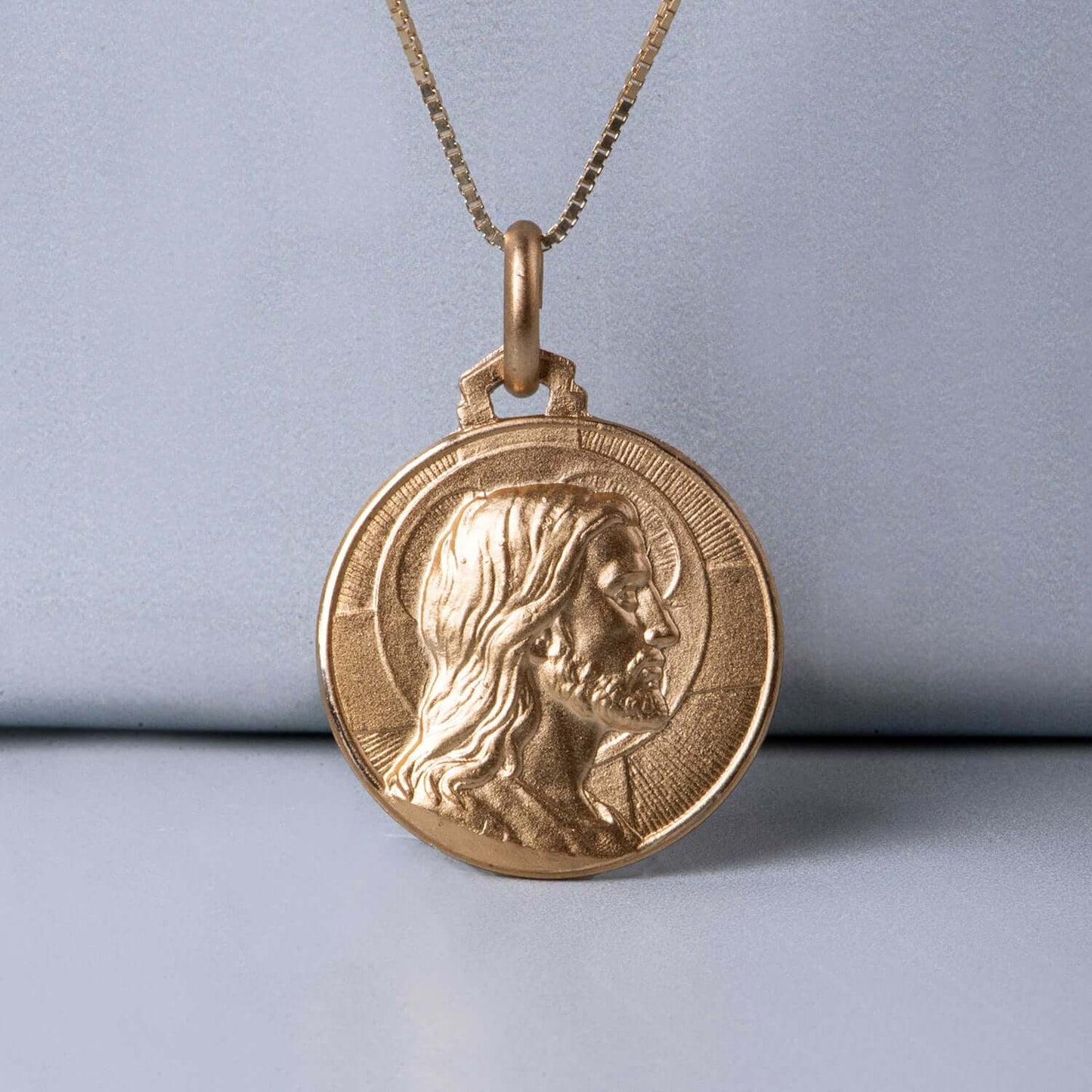 CHRIST THE REDEEMER - MEDAL