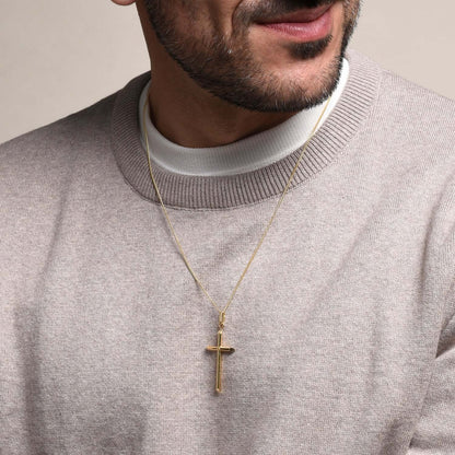 CLASSIC CROSS PENDANT - GOLD
