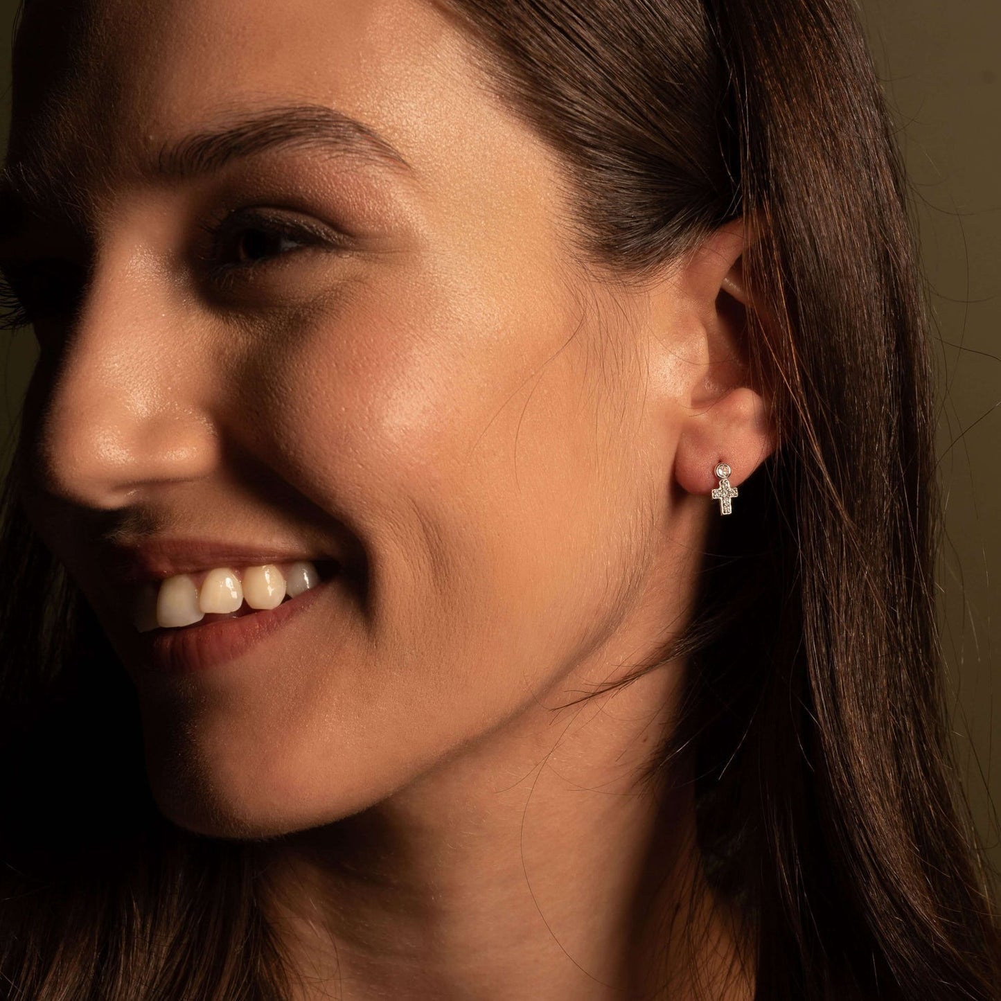 KRUIS EARRINGS - ZILVER EN ZIRKONIA