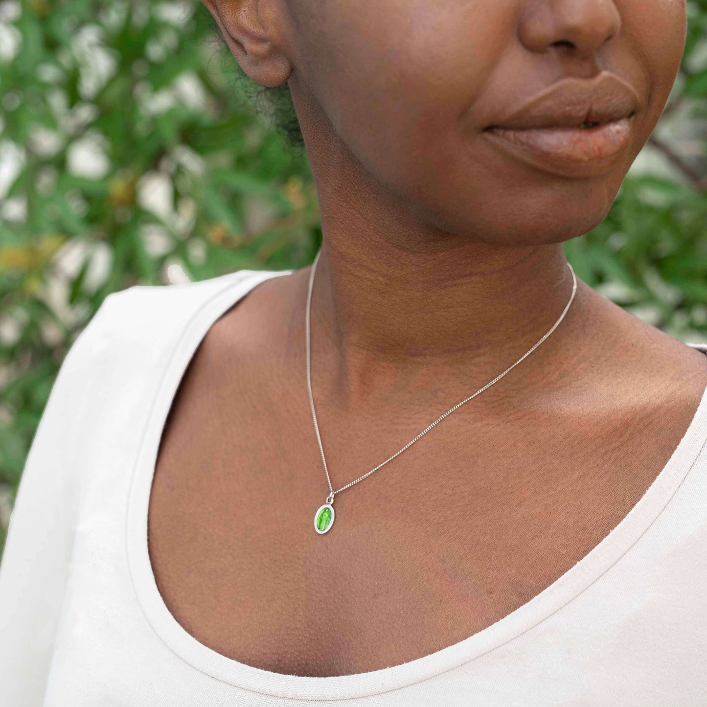 GREEN SAINT MARY CHARM NECKLACE - SILVER