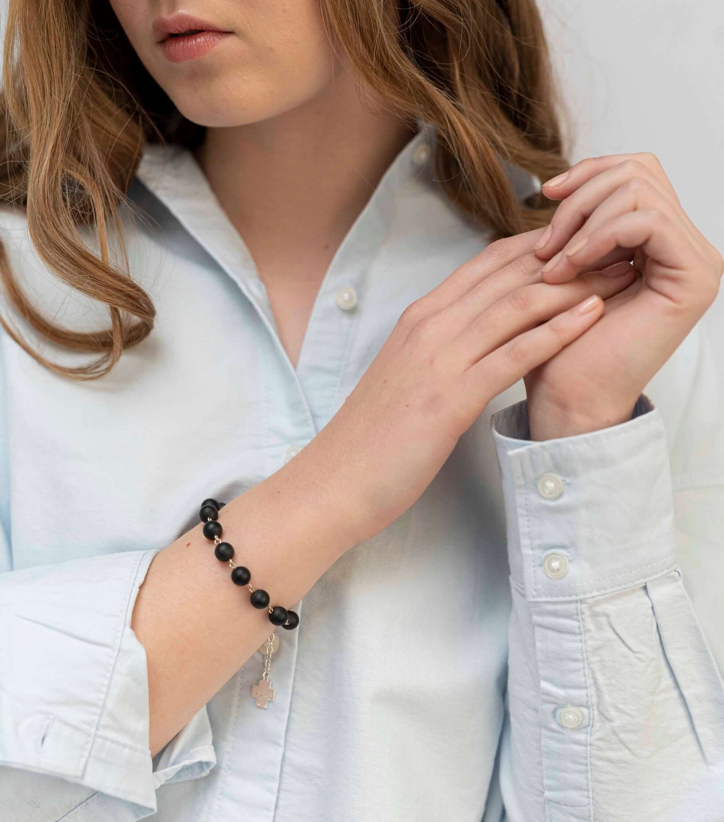 ONYX ROZENKRANS ARMBAND - ZILVER