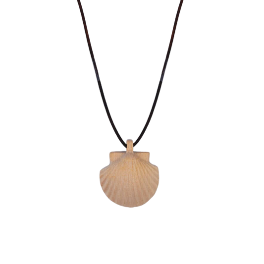 PILGRIMS SHELL - NECKLACE - WOOD AND ROPE
